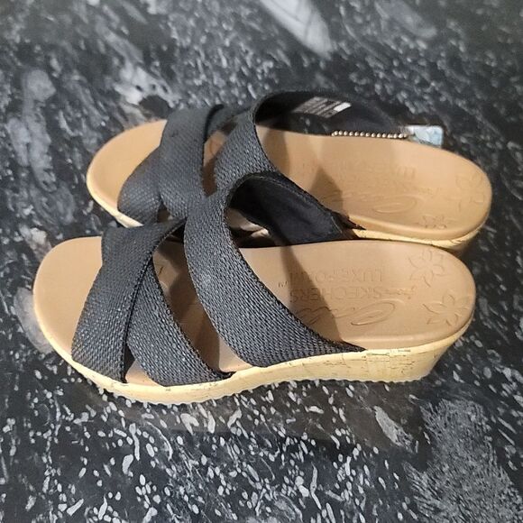 BRAND NEW SKECHERS WOMEN'S BEVERLEE -BRUNCH HOUR SANDAL - Picture 6 of 14